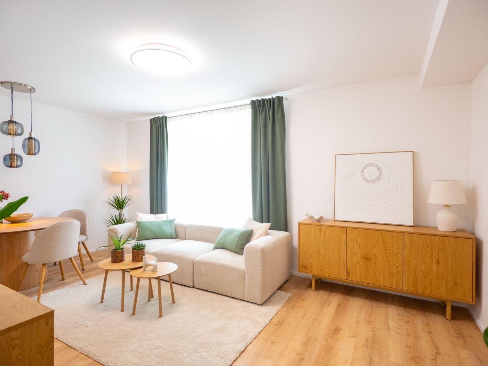 Prodej bytu 2+1 55 m², Na Radosti, Hořovice, Středočeský kraj Prodej bytu 2+1 55 m², Na Radosti, Hořovice, Středočeský kraj