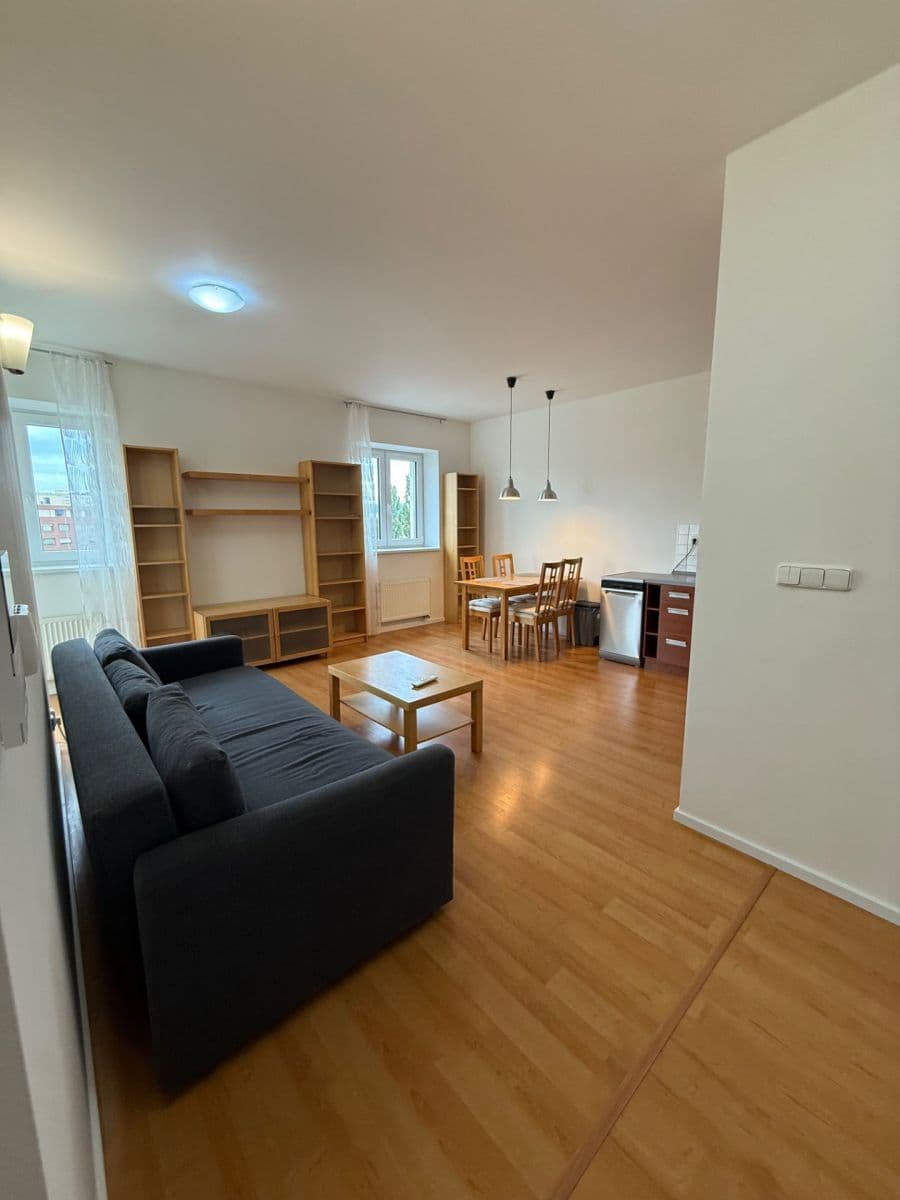 Pronájem bytu 2+kk 68 m², Renneská třída, Brno, Jihomoravský kraj Pronájem bytu 2+kk 68 m², Renneská třída, Brno, Jihomoravský kraj