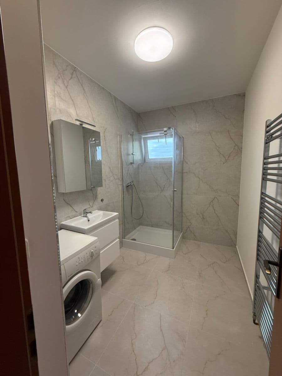 Pronájem bytu 2+kk 68 m², Renneská třída, Brno, Jihomoravský kraj Pronájem bytu 2+kk 68 m², Renneská třída, Brno, Jihomoravský kraj