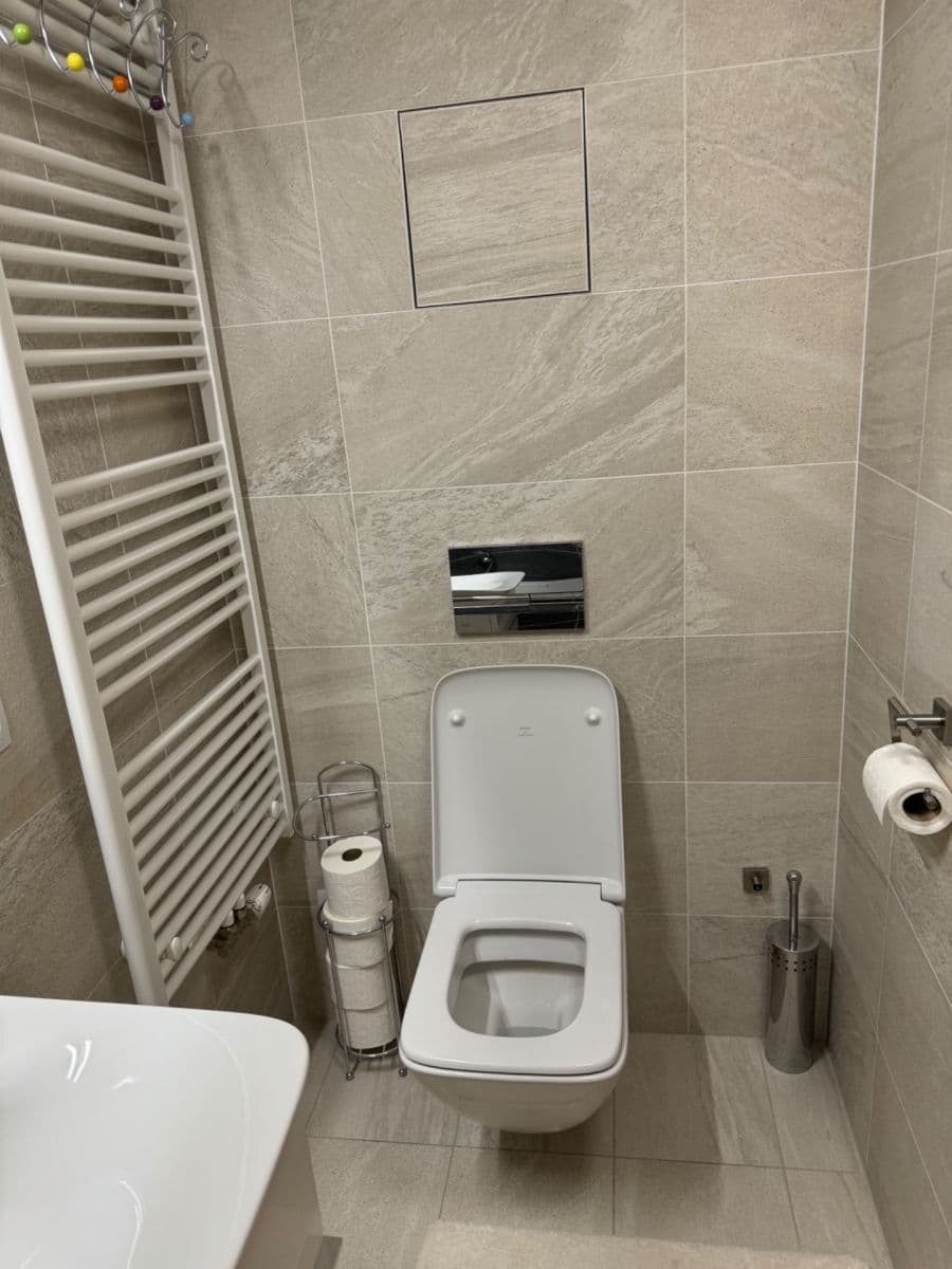 Pronájem bytu 2+kk 60 m², Sanderova, Praha, Praha Pronájem bytu 2+kk 60 m², Sanderova, Praha, Praha