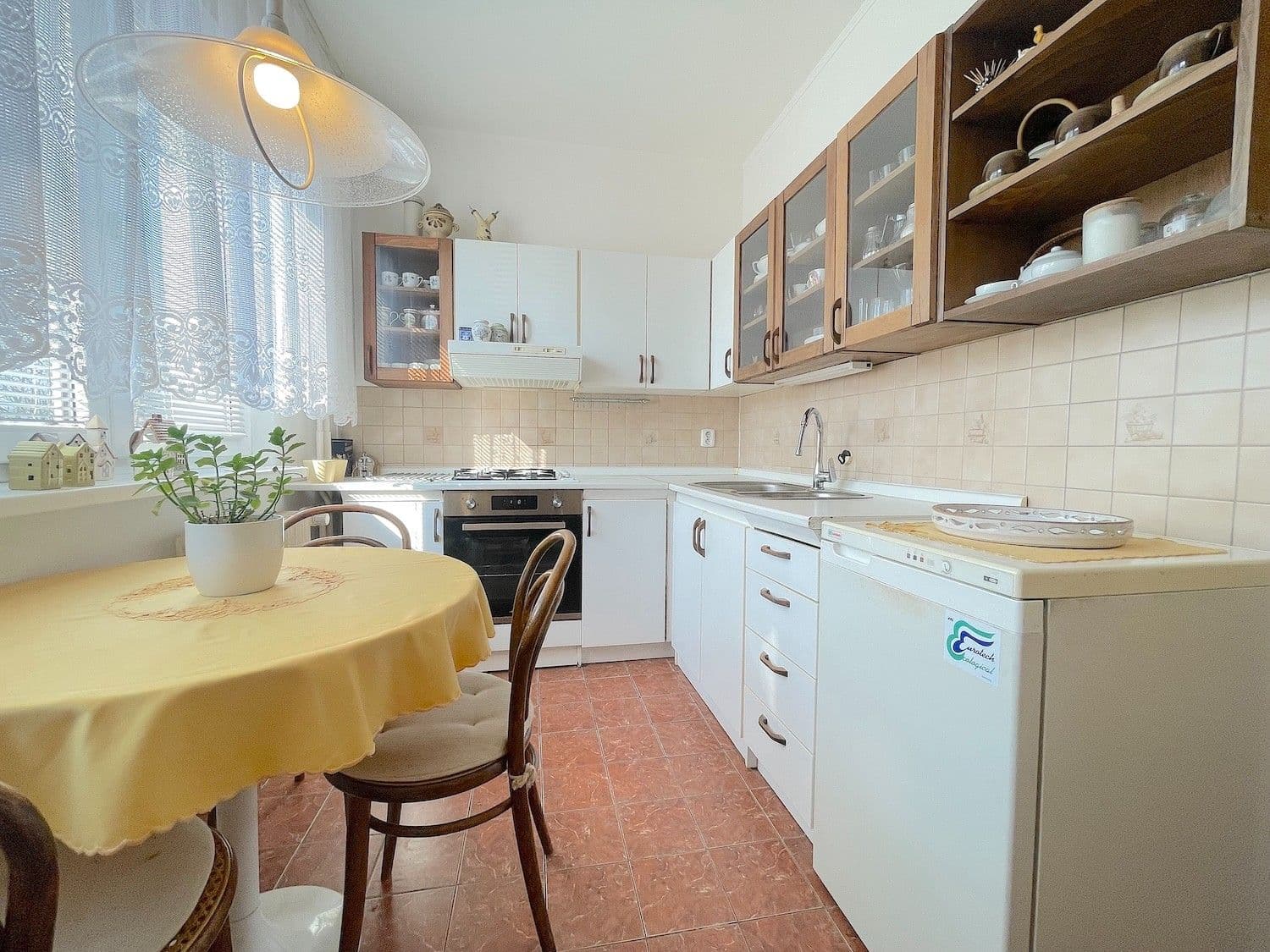 Pronájem bytu 2+1 54 m², Souběžná, Brno, Jihomoravský kraj Pronájem bytu 2+1 54 m², Souběžná, Brno, Jihomoravský kraj