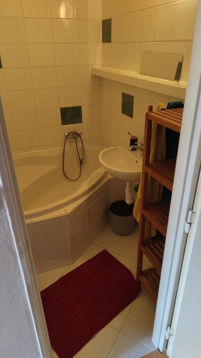 Pronájem bytu 2+kk 47 m², Hrubého, Praha, Praha Pronájem bytu 2+kk 47 m², Hrubého, Praha, Praha