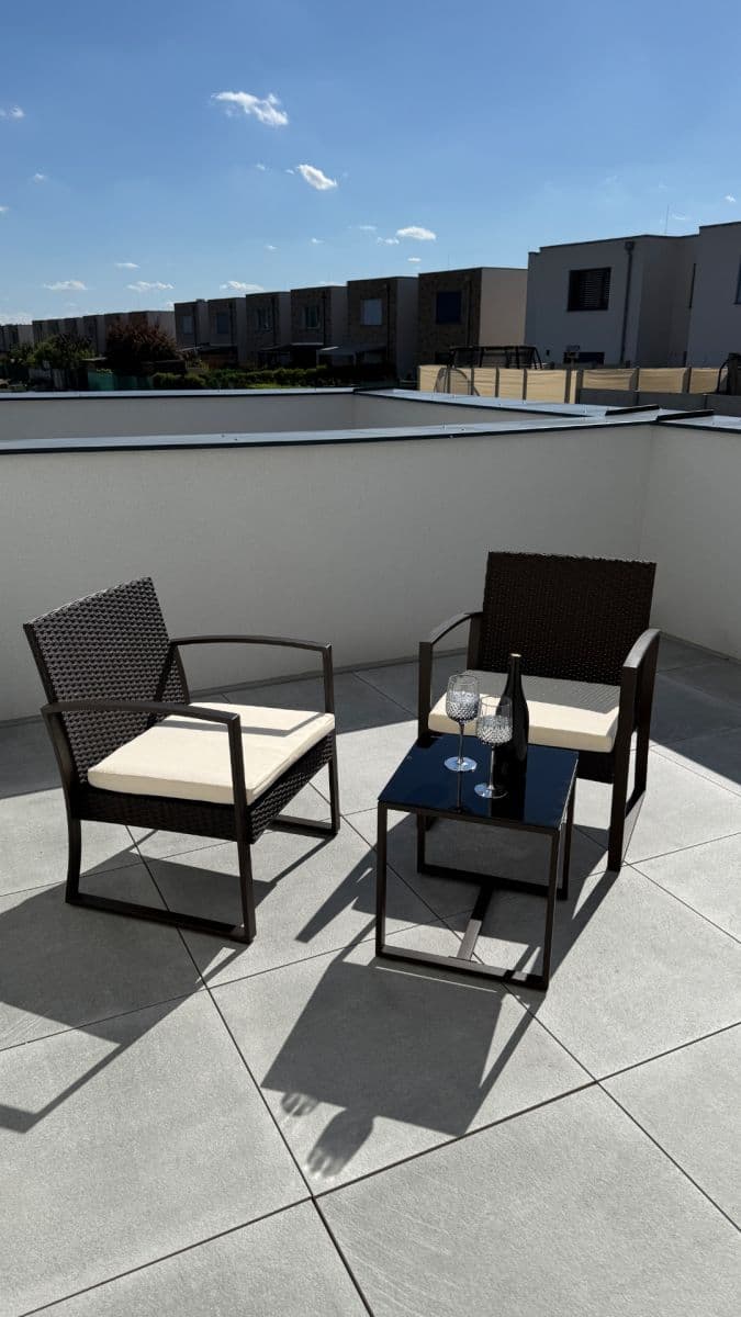 Pronájem bytu 1+kk 52 m², Ořechová, Ivančice, Jihomoravský kraj Pronájem bytu 1+kk 52 m², Ořechová, Ivančice, Jihomoravský kraj