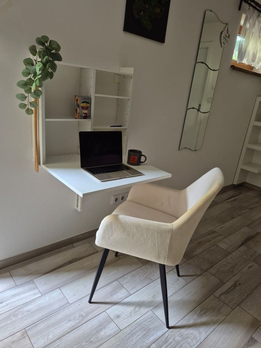 Pronájem kanceláře 25 m², Kostelecká, Praha, Praha Pronájem kanceláře 25 m², Kostelecká, Praha, Praha