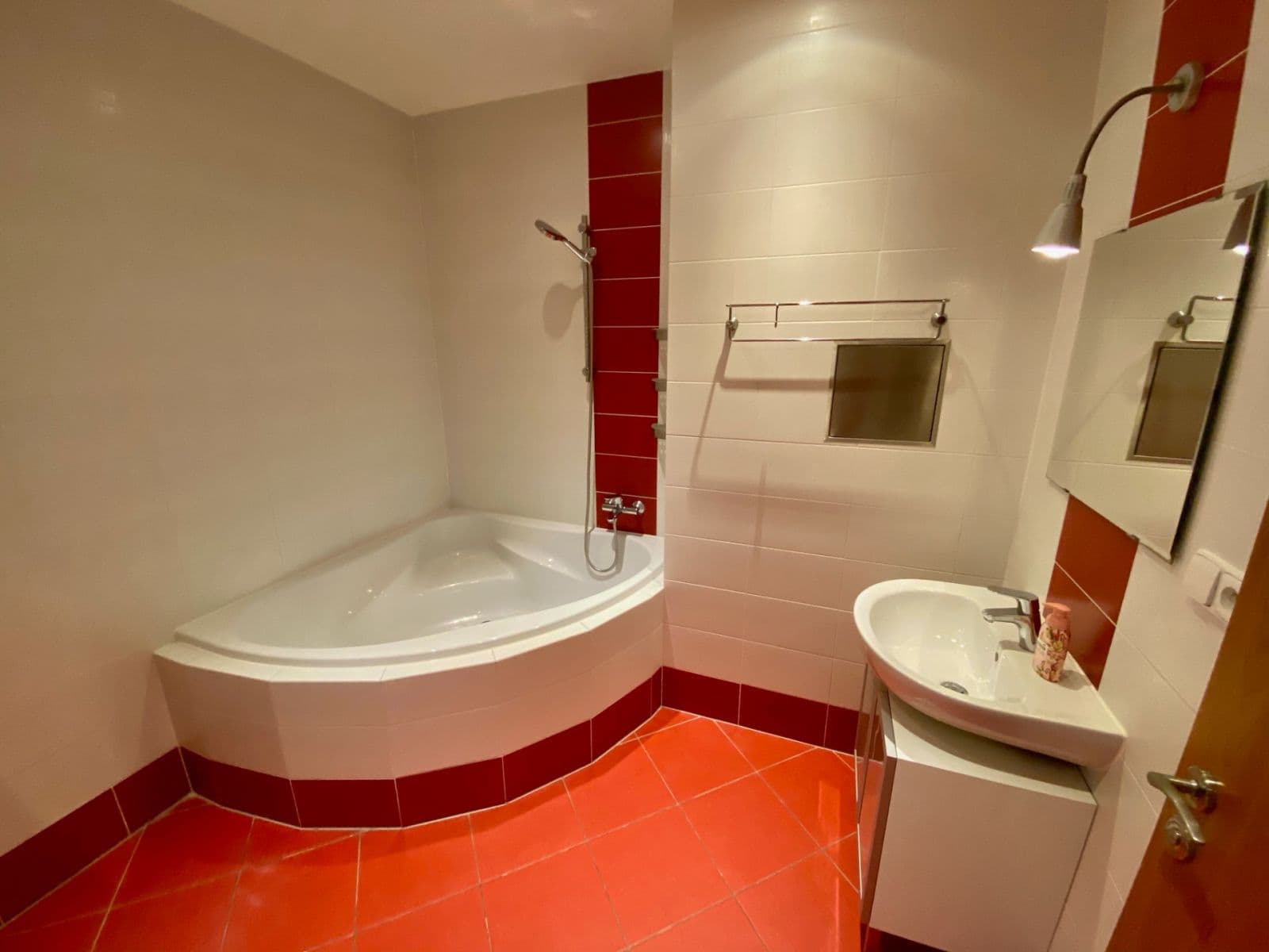 Pronájem bytu 2+kk 77 m², Miroslava Hajna, Praha, Praha Pronájem bytu 2+kk 77 m², Miroslava Hajna, Praha, Praha