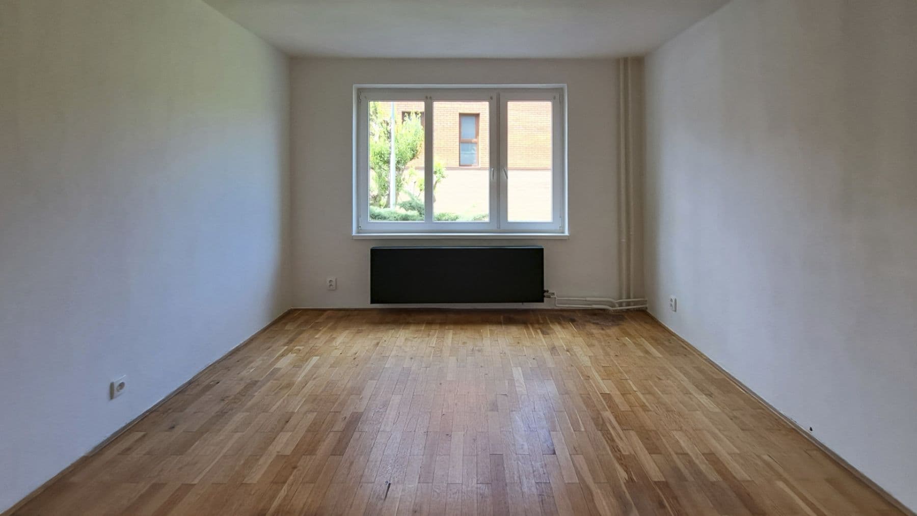 Pronájem bytu 3+1 75 m², Haklova, Hostivice, Středočeský kraj Pronájem bytu 3+1 75 m², Haklova, Hostivice, Středočeský kraj