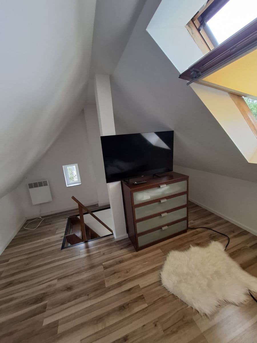 Prodej chaty, chalupy 52 m², pozemek 401 m², Výmarova, Praha, Praha Prodej chaty, chalupy 52 m², pozemek 401 m², Výmarova, Praha, Praha