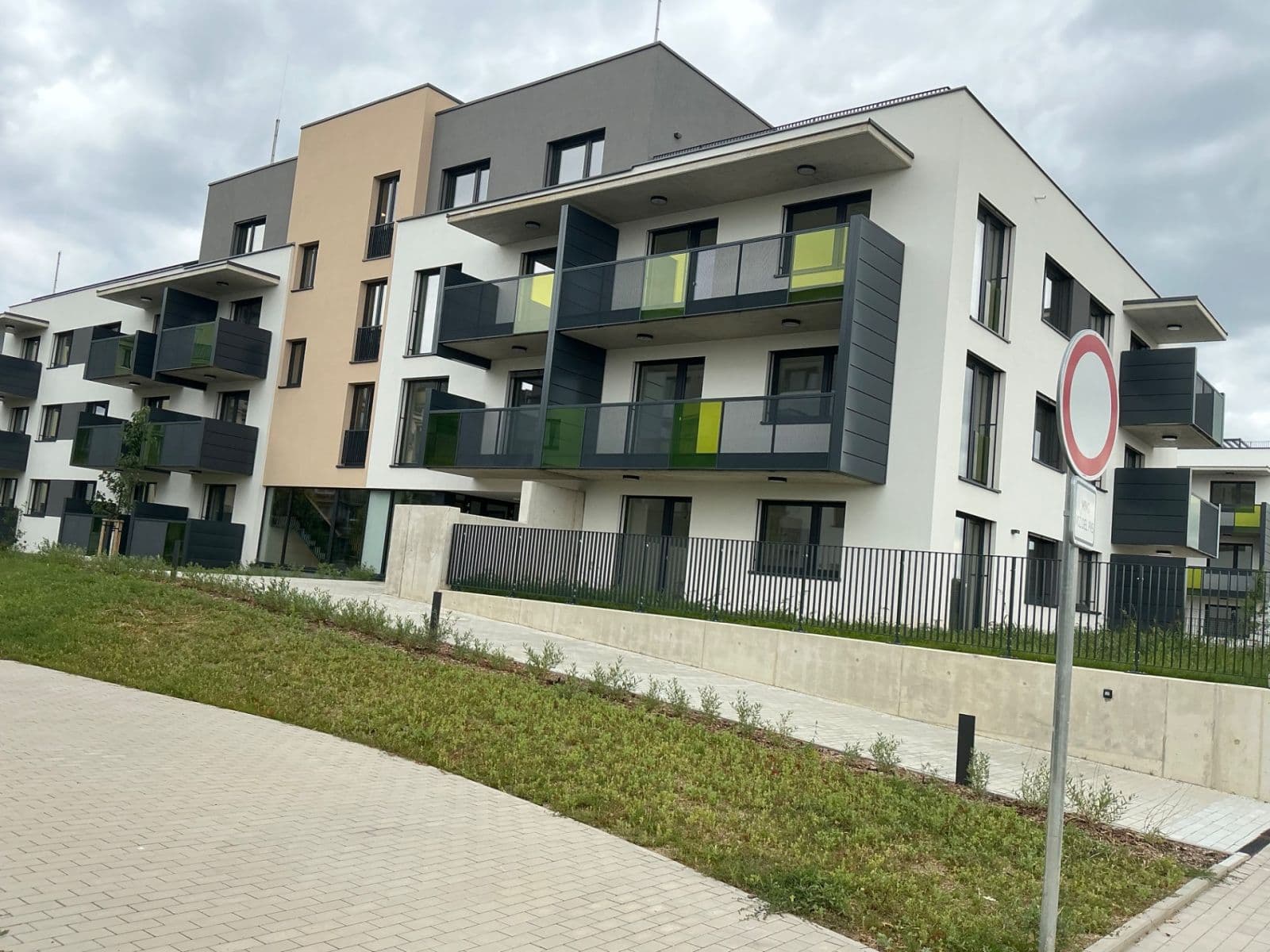 Pronájem bytu 1+kk 35 m², Nebřenická, Praha, Praha Pronájem bytu 1+kk 35 m², Nebřenická, Praha, Praha