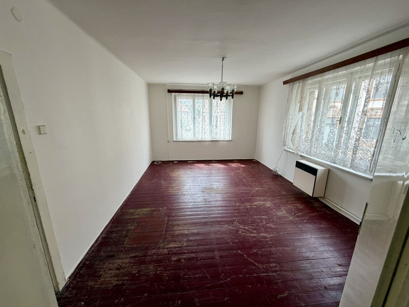 Prodej bytu 2+1 80 m², Bílina, Ústecký kraj Prodej bytu 2+1 80 m², Bílina, Ústecký kraj