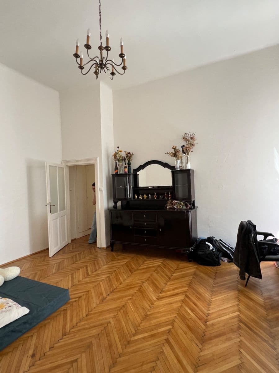 Pronájem bytu 2+1 94 m², náměstí Svobody, Brno, Jihomoravský kraj Pronájem bytu 2+1 94 m², náměstí Svobody, Brno, Jihomoravský kraj