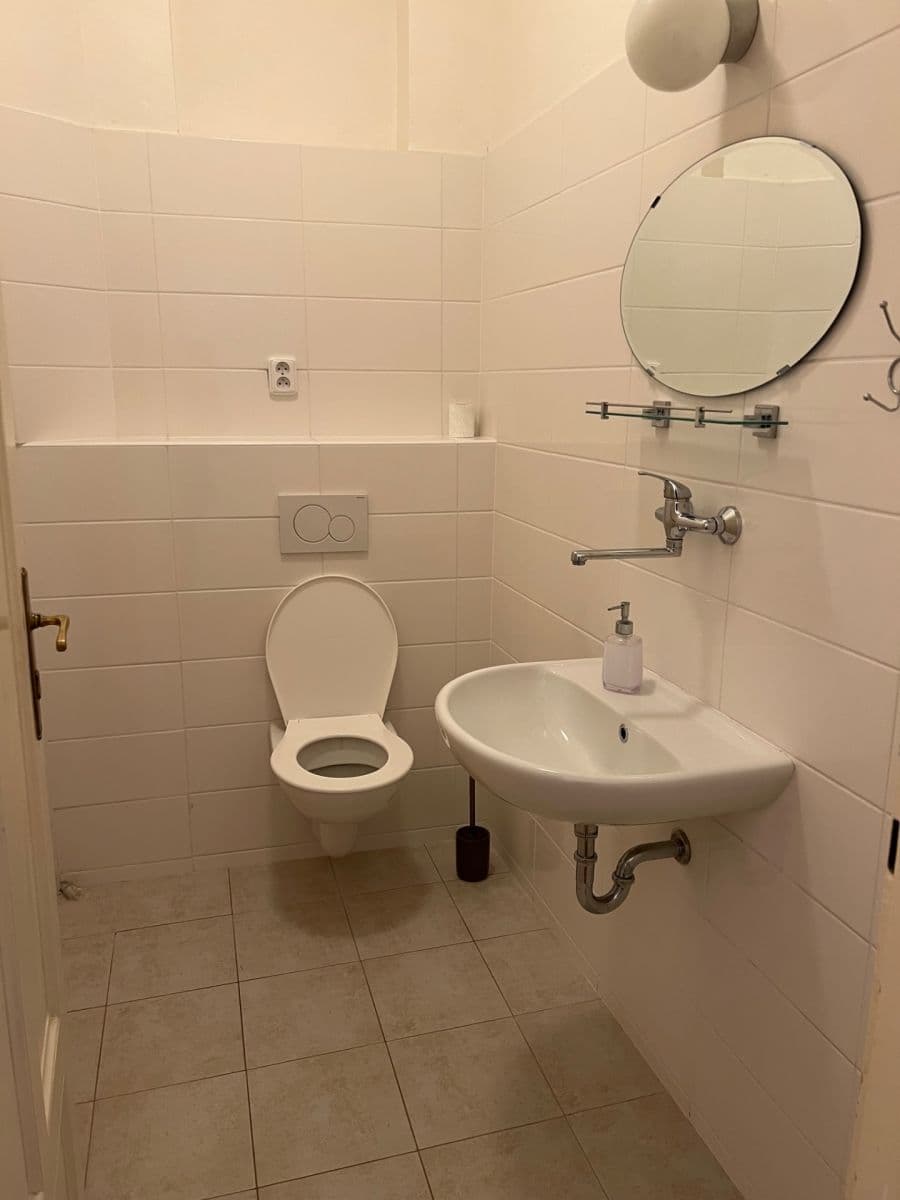 Pronájem bytu 2+1 94 m², náměstí Svobody, Brno, Jihomoravský kraj Pronájem bytu 2+1 94 m², náměstí Svobody, Brno, Jihomoravský kraj
