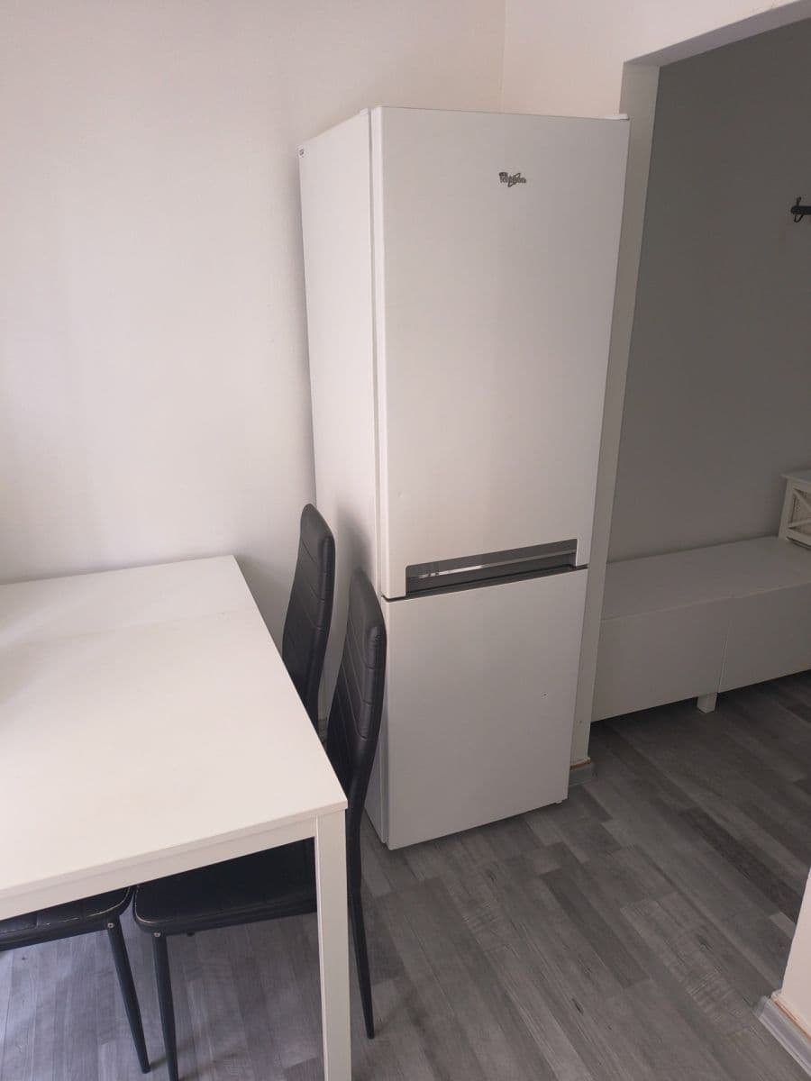 Pronájem bytu 1+1 38 m², Seifertova, Praha, Praha Pronájem bytu 1+1 38 m², Seifertova, Praha, Praha