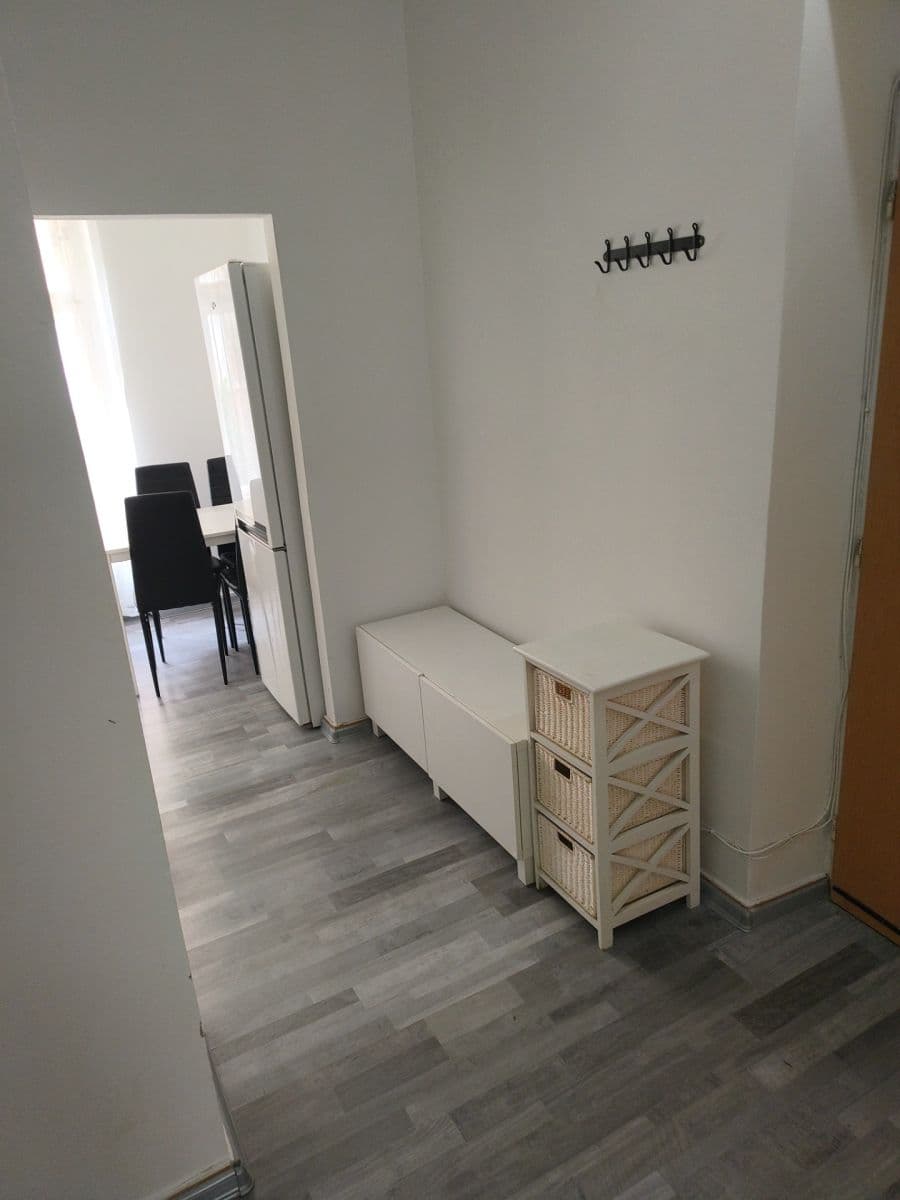 Pronájem bytu 1+1 38 m², Seifertova, Praha, Praha Pronájem bytu 1+1 38 m², Seifertova, Praha, Praha