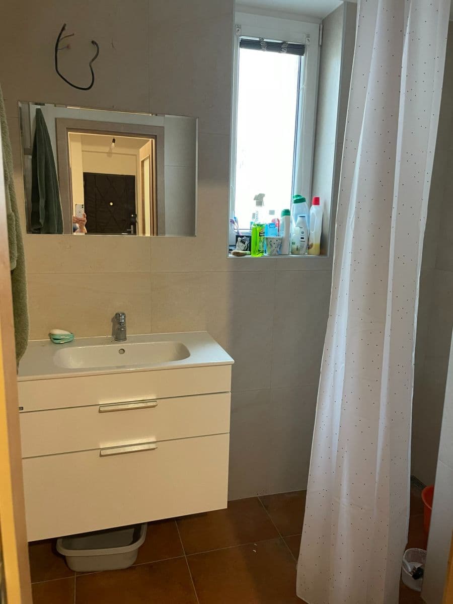Pronájem bytu 3+1 24 m², Volyňská, Praha, Praha Pronájem bytu 3+1 24 m², Volyňská, Praha, Praha