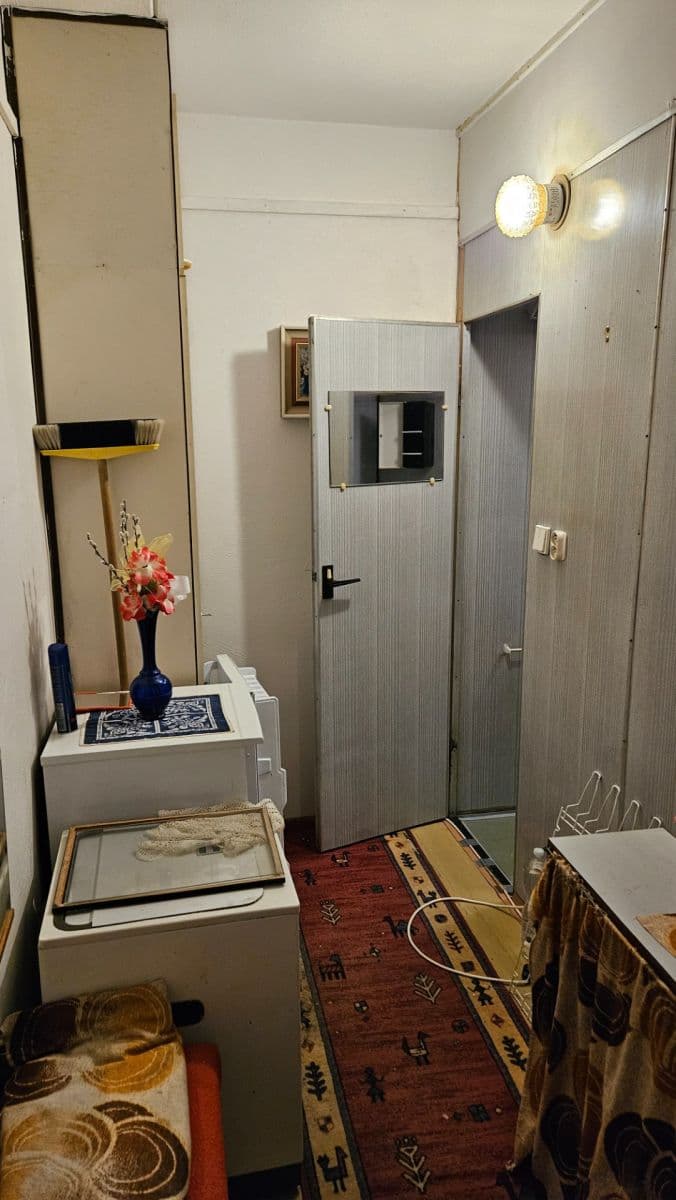 Pronájem bytu 1+kk 33 m², Na Kopci, Jihlava, Kraj Vysočina Pronájem bytu 1+kk 33 m², Na Kopci, Jihlava, Kraj Vysočina