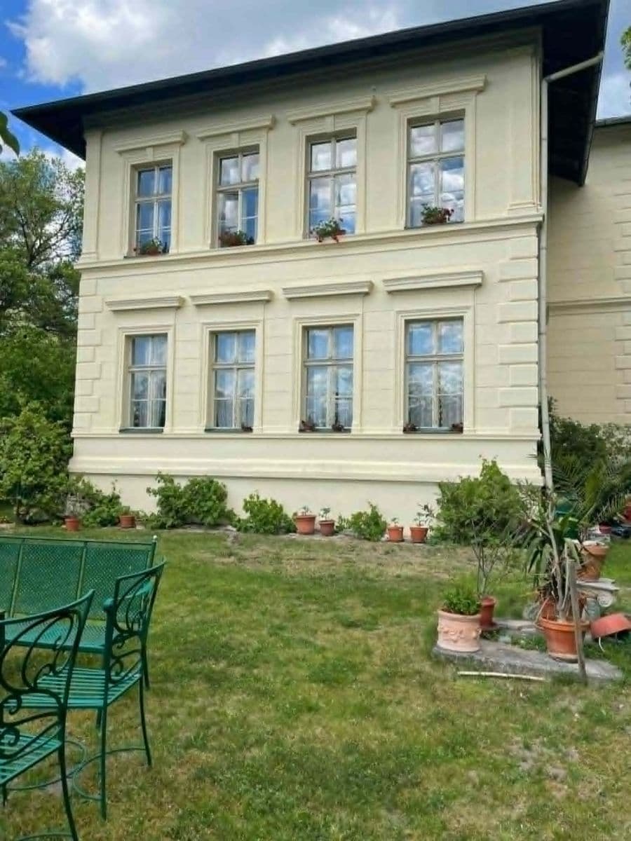Prodej domu 500 m², pozemek 2.165 m², Rumburská, Liběchov, Středočeský kraj Prodej domu 500 m², pozemek 2.165 m², Rumburská, Liběchov, Středočeský kraj