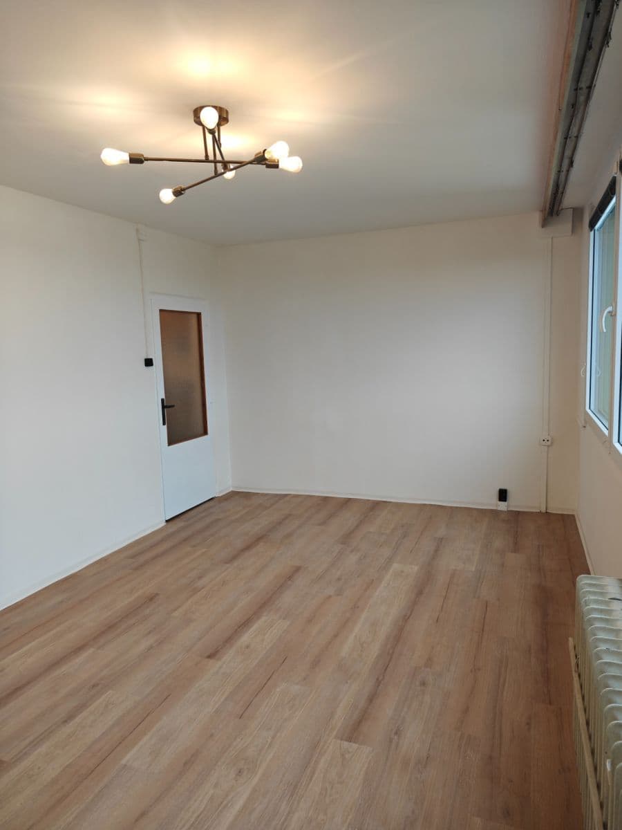Pronájem bytu 3+1 66 m², Bedřichovská, Praha, Praha Pronájem bytu 3+1 66 m², Bedřichovská, Praha, Praha