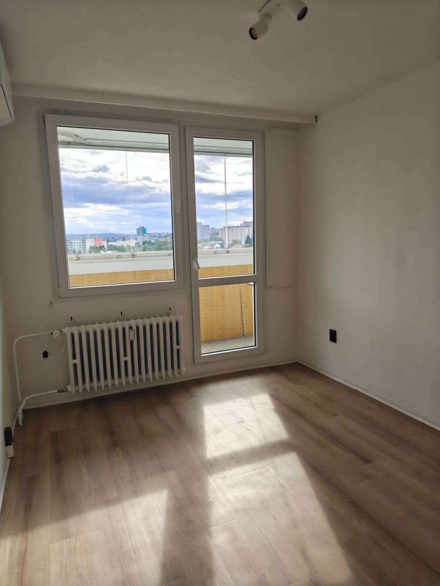 Pronájem bytu 3+1 66 m², Bedřichovská, Praha, Praha Pronájem bytu 3+1 66 m², Bedřichovská, Praha, Praha