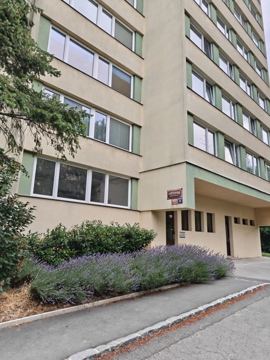 Pronájem bytu 3+1 66 m², Bedřichovská, Praha, Praha Pronájem bytu 3+1 66 m², Bedřichovská, Praha, Praha