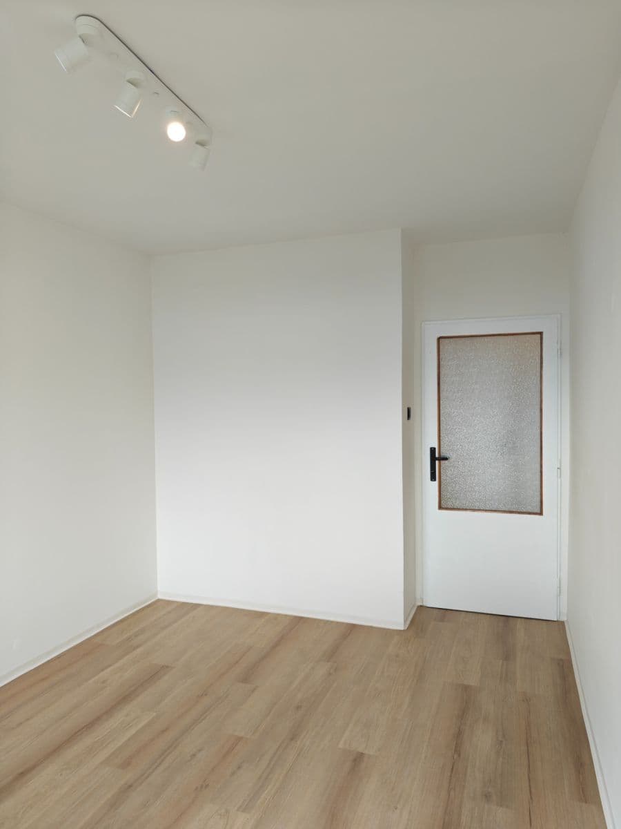 Pronájem bytu 3+1 66 m², Bedřichovská, Praha, Praha Pronájem bytu 3+1 66 m², Bedřichovská, Praha, Praha