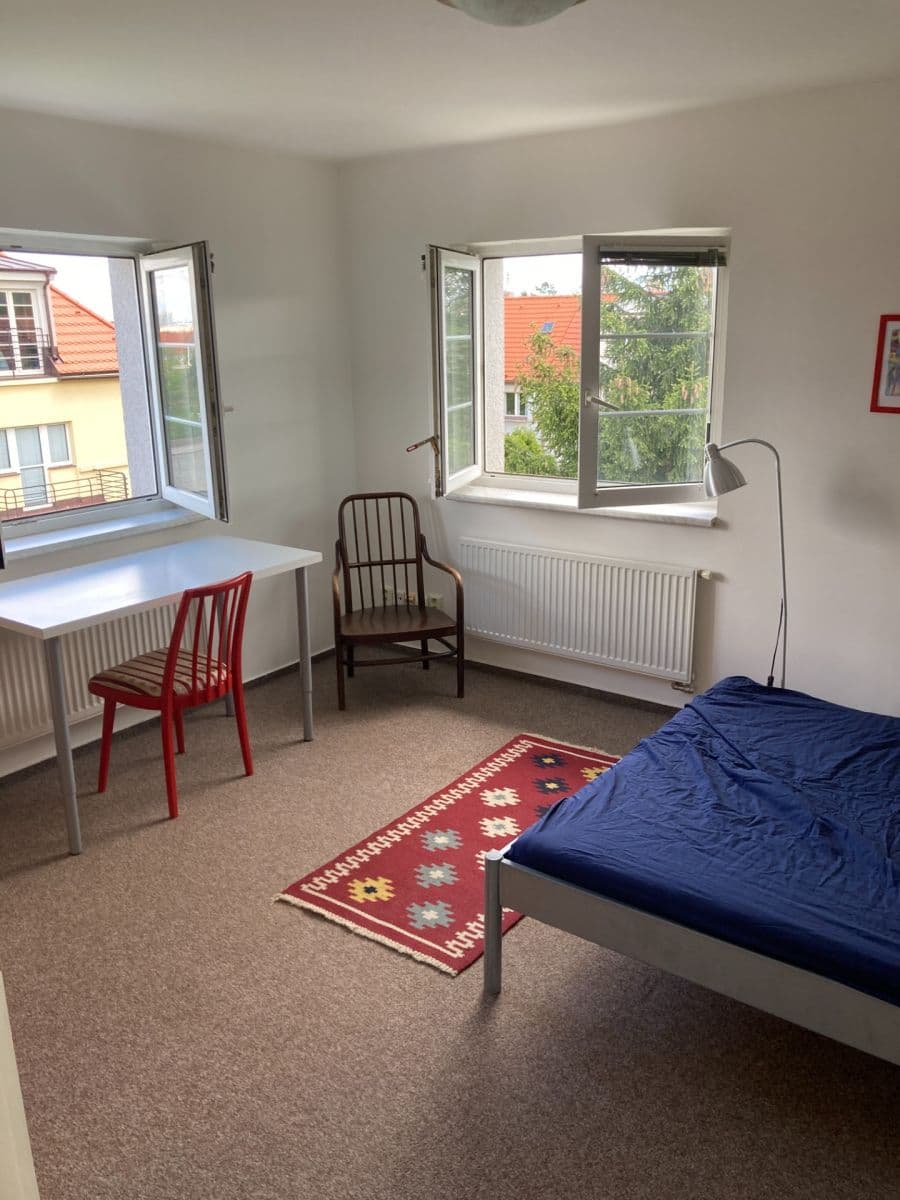 Pronájem bytu 7+1 16 m², Jihovýchodní VII, Praha, Praha Pronájem bytu 7+1 16 m², Jihovýchodní VII, Praha, Praha