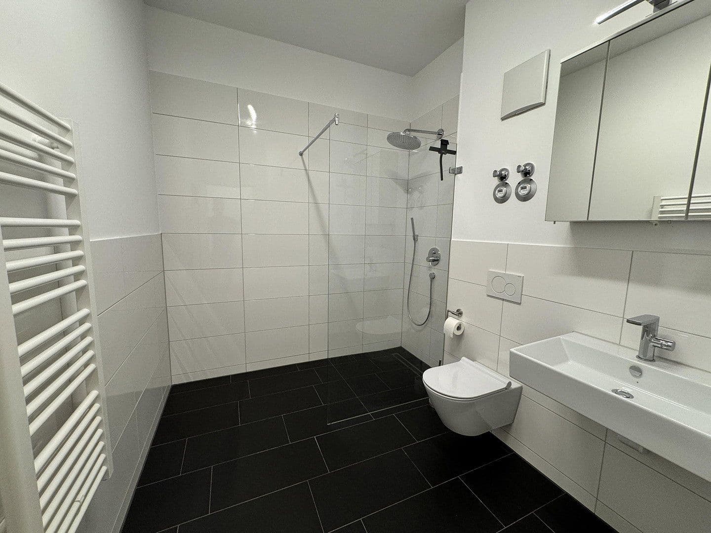 Prodej bytu 2+1 56 m², Falkertstr. 4, Stuttgart, Bádensko-Württembersko Prodej bytu 2+1 56 m², Falkertstr. 4, Stuttgart, Bádensko-Württembersko