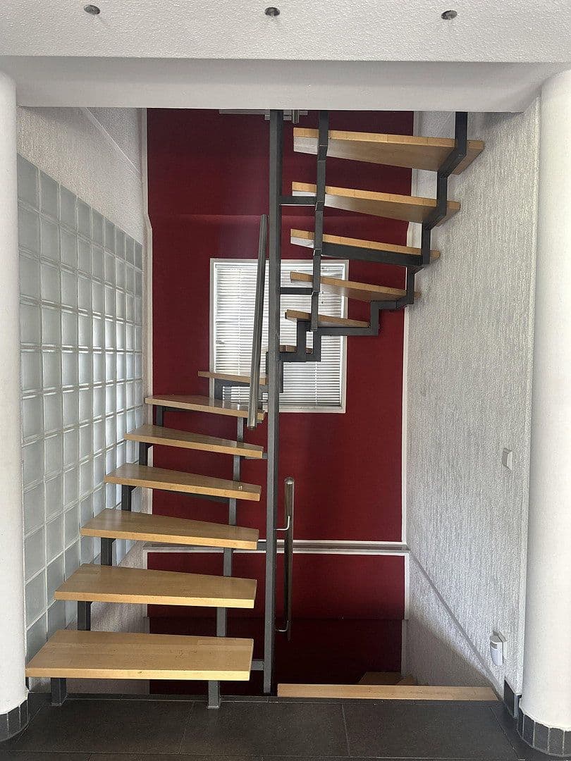 Prodej domu 128 m², pozemek 450 m², Wildberg, Bádensko-Württembersko Prodej domu 128 m², pozemek 450 m², Wildberg, Bádensko-Württembersko