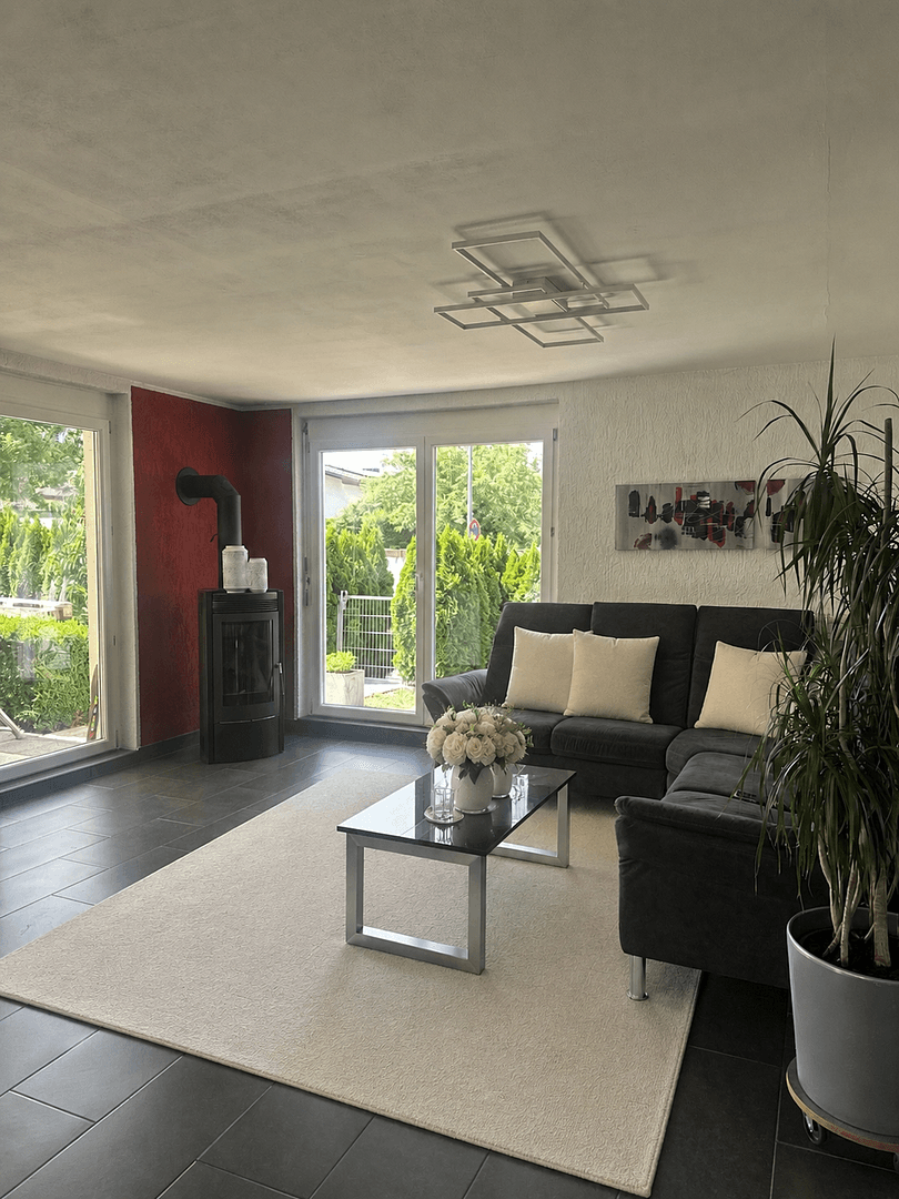 Prodej domu 128 m², pozemek 450 m², Wildberg, Bádensko-Württembersko Prodej domu 128 m², pozemek 450 m², Wildberg, Bádensko-Württembersko