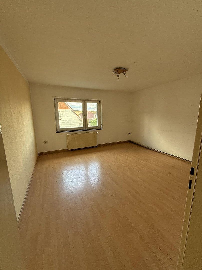 Pronájem bytu 3+1 75 m², Eisackerstr. 9, Katzweiler, Porýní-Falc Pronájem bytu 3+1 75 m², Eisackerstr. 9, Katzweiler, Porýní-Falc