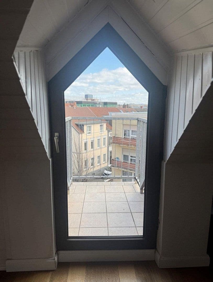 Prodej bytu 1+kk 79 m², Kaiserslautern, Porýní-Falc Prodej bytu 1+kk 79 m², Kaiserslautern, Porýní-Falc