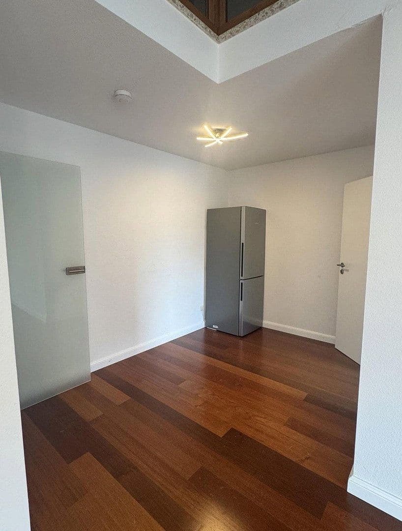 Prodej bytu 1+kk 79 m², Kaiserslautern, Porýní-Falc Prodej bytu 1+kk 79 m², Kaiserslautern, Porýní-Falc
