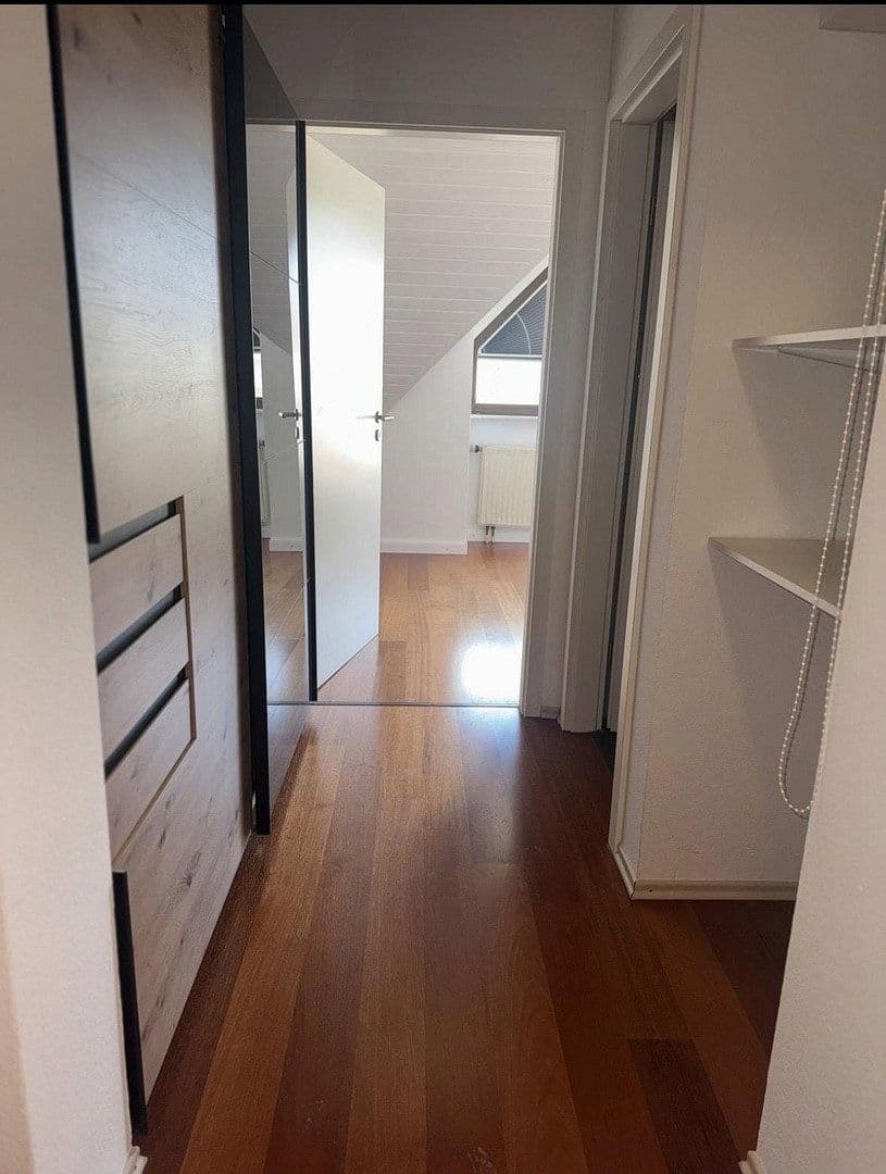 Prodej bytu 1+kk 79 m², Kaiserslautern, Porýní-Falc Prodej bytu 1+kk 79 m², Kaiserslautern, Porýní-Falc