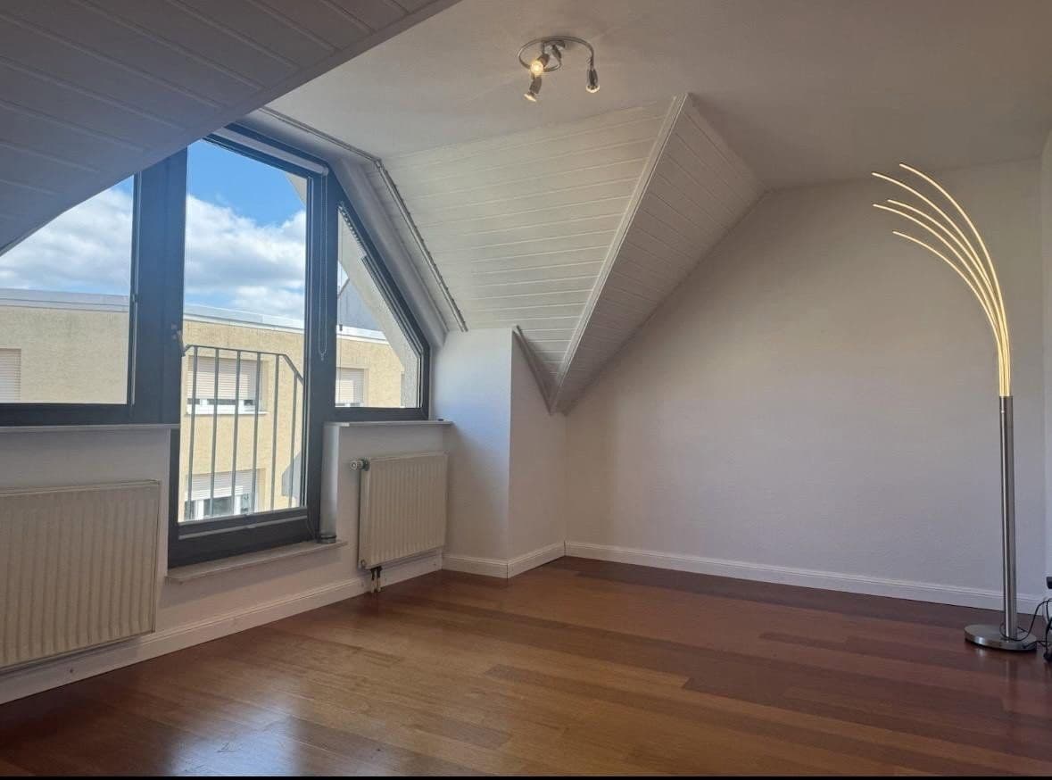 Prodej bytu 1+kk 79 m², Kaiserslautern, Porýní-Falc Prodej bytu 1+kk 79 m², Kaiserslautern, Porýní-Falc