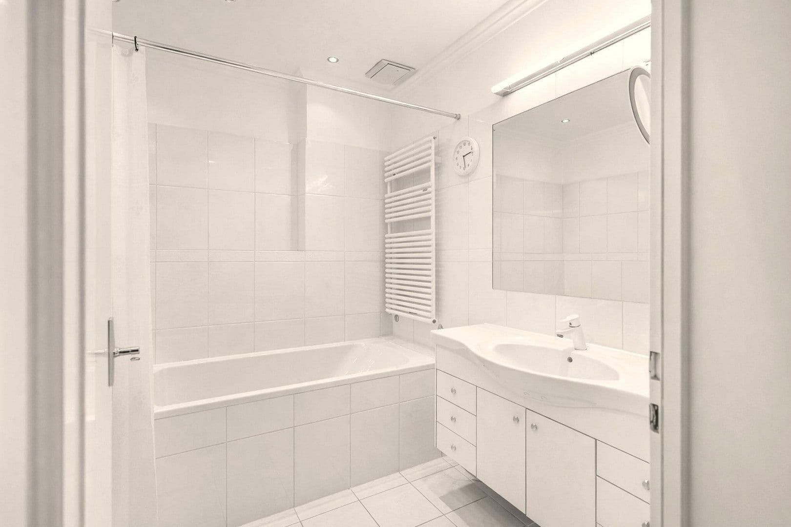 Prodej bytu 3+1 131 m², Am Hirschsprung 62, Berlin, Berlín Prodej bytu 3+1 131 m², Am Hirschsprung 62, Berlin, Berlín