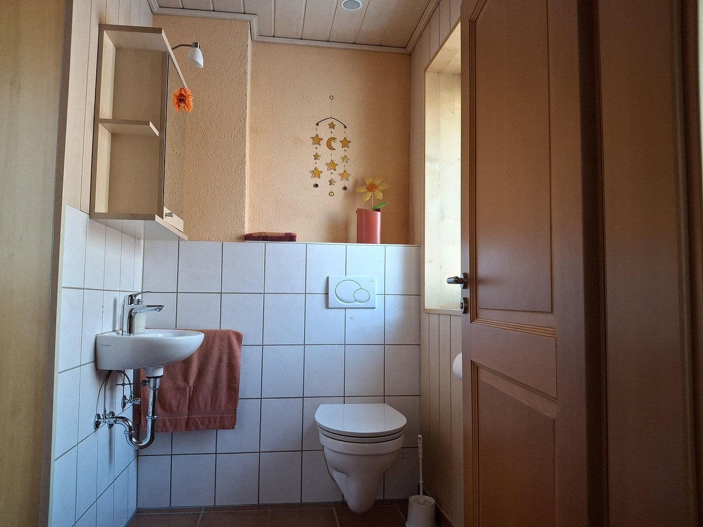 Prodej domu 159 m², pozemek 300 m², Dorfstr. 52, Haundorf, Bavorsko Prodej domu 159 m², pozemek 300 m², Dorfstr. 52, Haundorf, Bavorsko