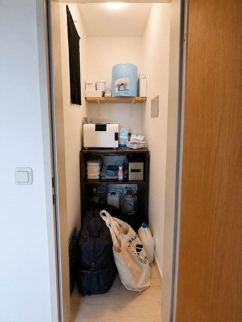 Pronájem bytu 3+1 78 m², Im Bonnenfeld 7, Duisburg, Severní Porýní-Vestfálsko Pronájem bytu 3+1 78 m², Im Bonnenfeld 7, Duisburg, Severní Porýní-Vestfálsko