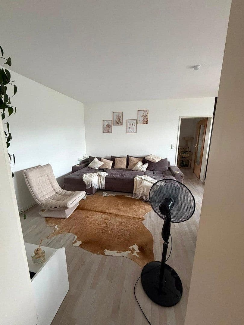 Pronájem bytu 3+1 78 m², Im Bonnenfeld 7, Duisburg, Severní Porýní-Vestfálsko Pronájem bytu 3+1 78 m², Im Bonnenfeld 7, Duisburg, Severní Porýní-Vestfálsko