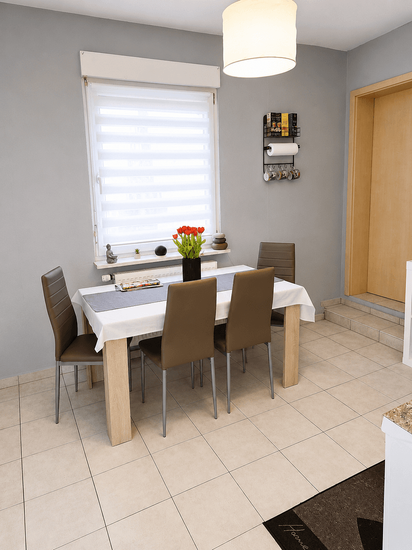 Pronájem bytu 3+1 75 m², Friedrichsplatz 9, Röthenbach an der Pegnitz, Bavorsko Pronájem bytu 3+1 75 m², Friedrichsplatz 9, Röthenbach an der Pegnitz, Bavorsko