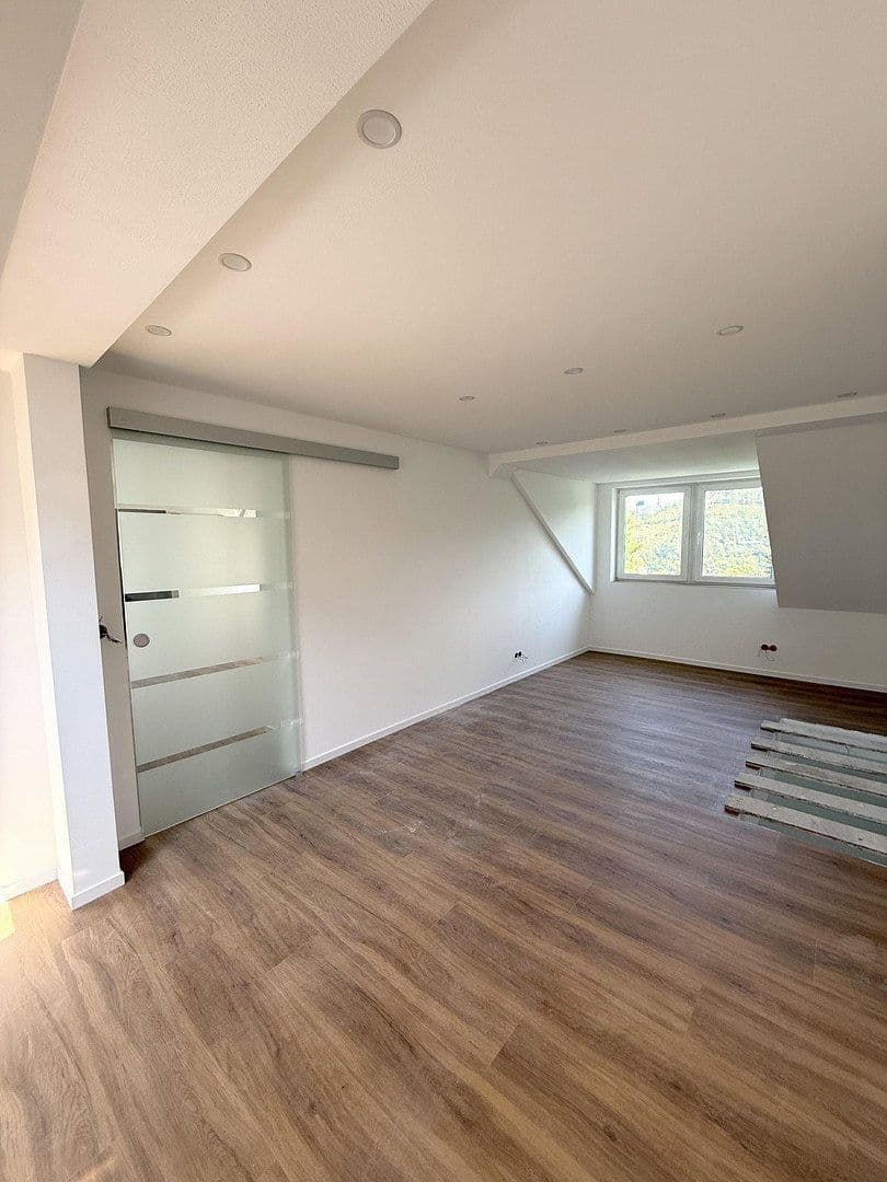 Prodej bytu 4+1 84 m², Schalksmühle, Severní Porýní-Vestfálsko Prodej bytu 4+1 84 m², Schalksmühle, Severní Porýní-Vestfálsko