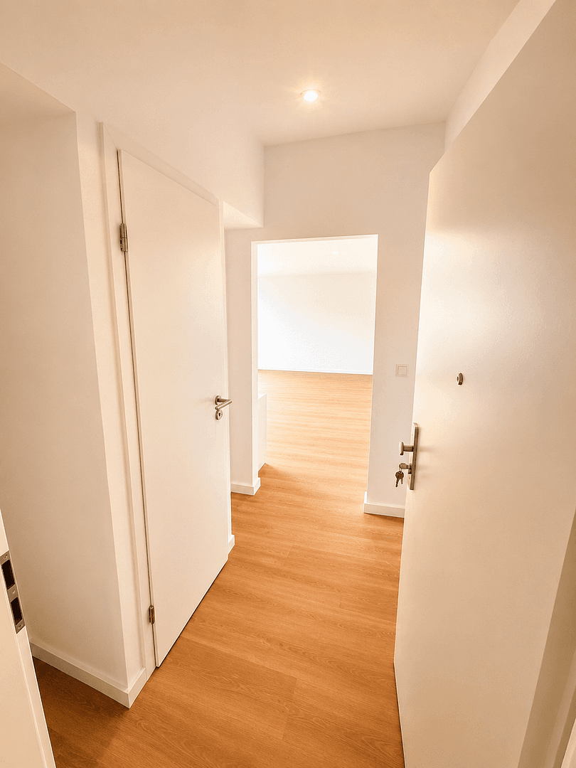 Pronájem bytu 1+kk 40 m², Luisenstraße 45, Düsseldorf, Severní Porýní-Vestfálsko Pronájem bytu 1+kk 40 m², Luisenstraße 45, Düsseldorf, Severní Porýní-Vestfálsko