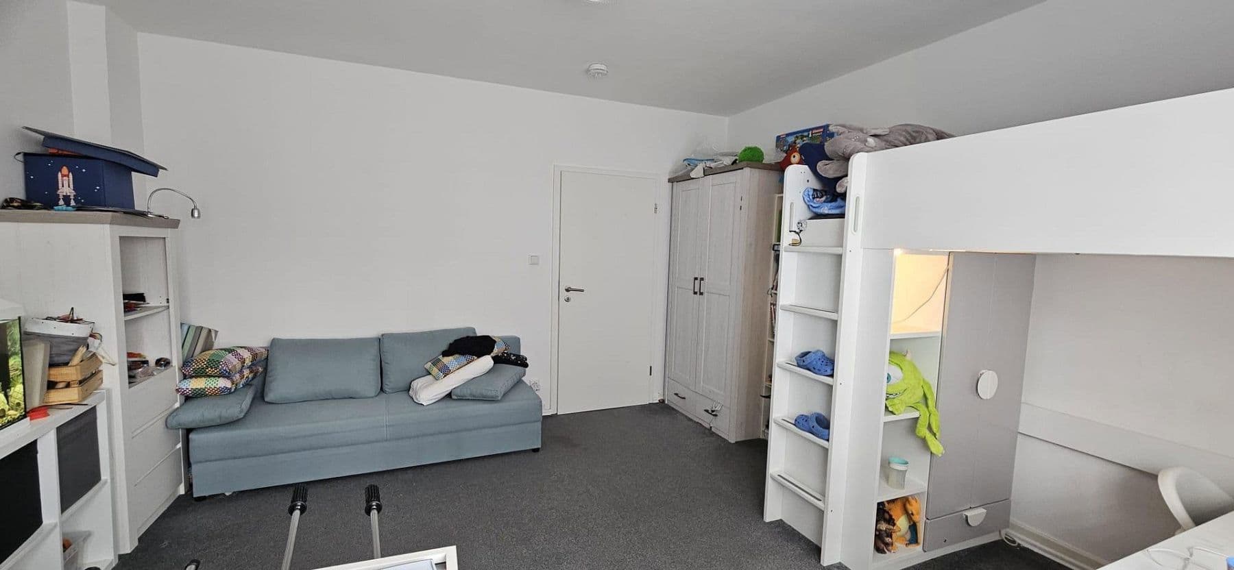 Pronájem bytu 4+1 104 m², Hauptstr. 223, Heiligenhaus, Severní Porýní-Vestfálsko Pronájem bytu 4+1 104 m², Hauptstr. 223, Heiligenhaus, Severní Porýní-Vestfálsko