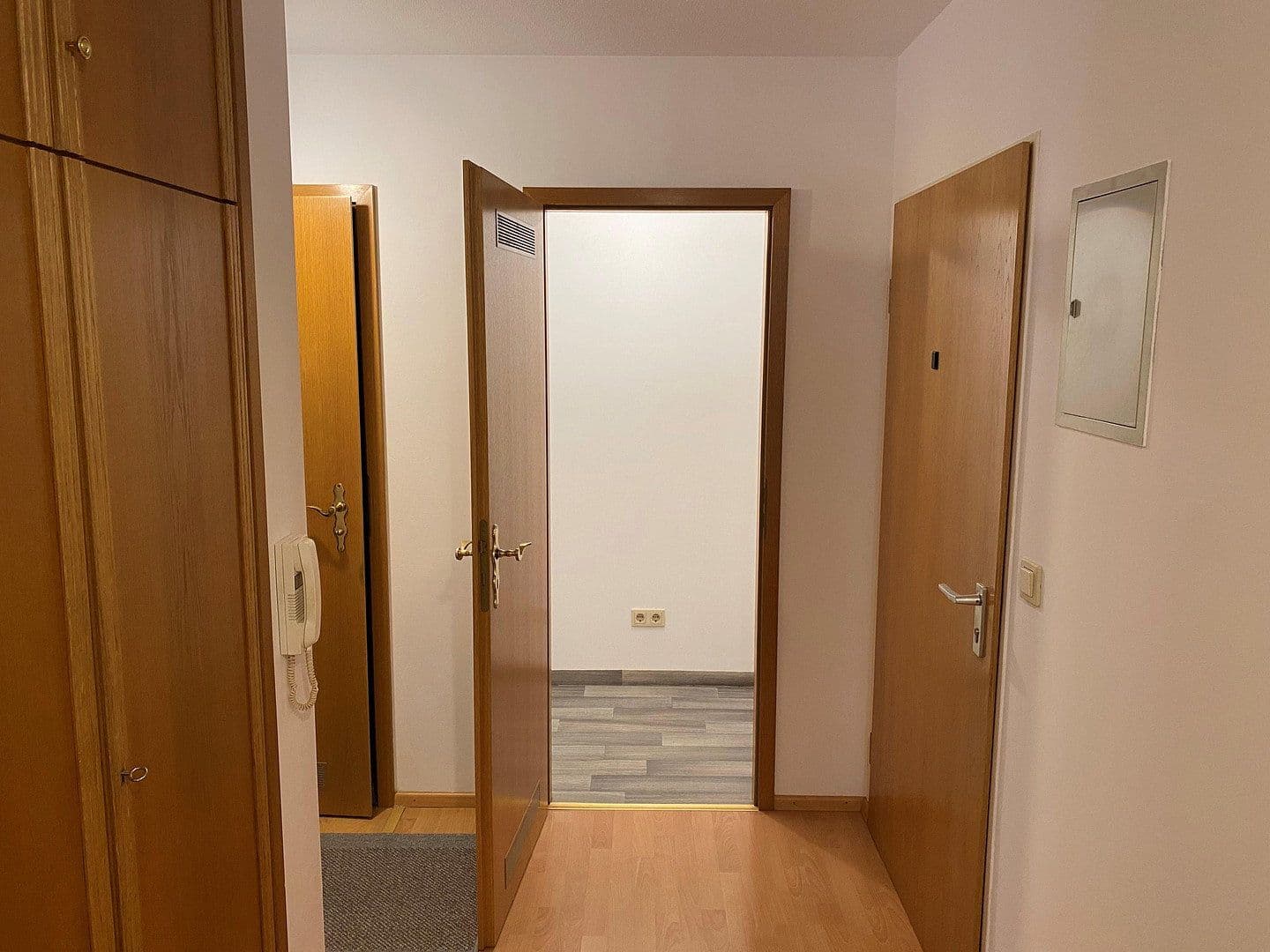 Prodej bytu 4+1 124 m², Lohwaldstraße 65, Neusäß, Bavorsko Prodej bytu 4+1 124 m², Lohwaldstraße 65, Neusäß, Bavorsko
