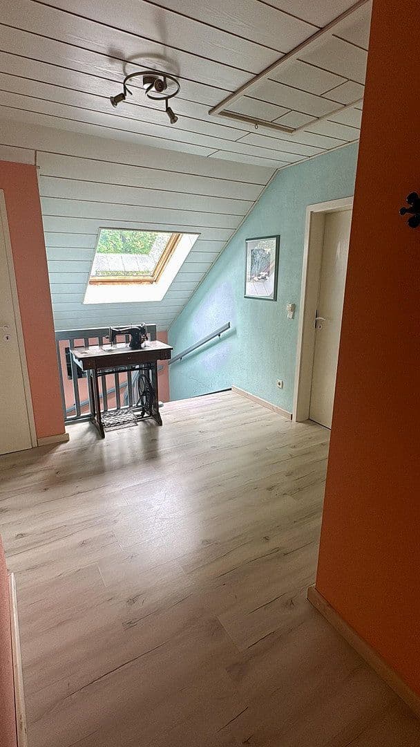 Prodej domu 142 m², pozemek 805 m², Brakel, Severní Porýní-Vestfálsko Prodej domu 142 m², pozemek 805 m², Brakel, Severní Porýní-Vestfálsko