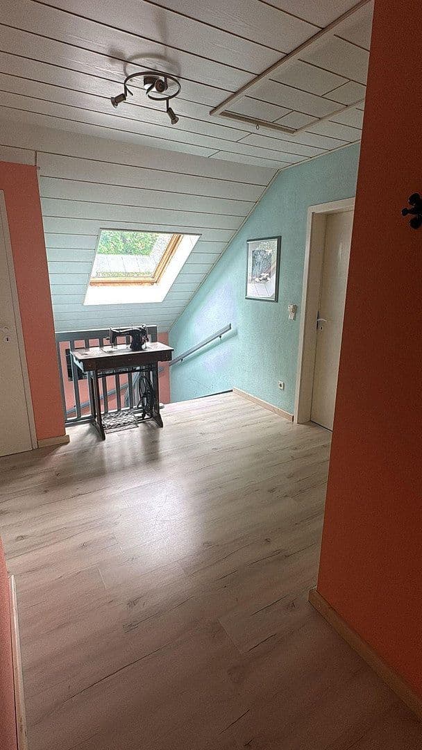 Prodej domu 142 m², pozemek 805 m², Brakel, Severní Porýní-Vestfálsko Prodej domu 142 m², pozemek 805 m², Brakel, Severní Porýní-Vestfálsko