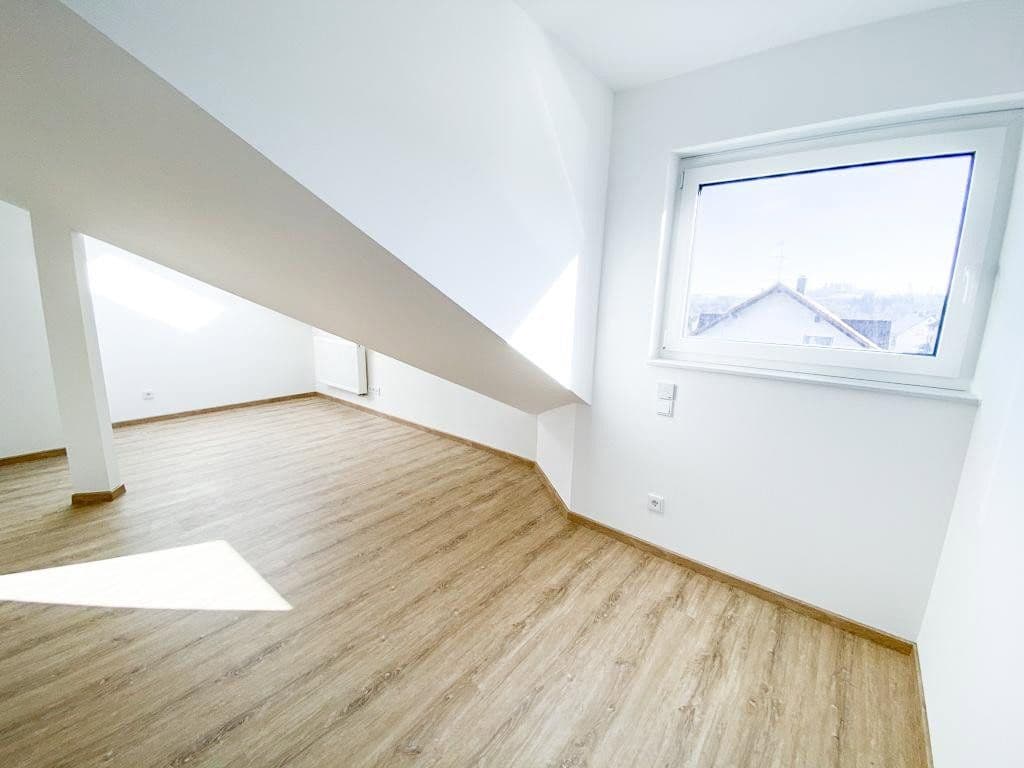 Pronájem bytu 3+kk 91 m², Goethestr. 18, Bingen, Bádensko-Württembersko Pronájem bytu 3+kk 91 m², Goethestr. 18, Bingen, Bádensko-Württembersko