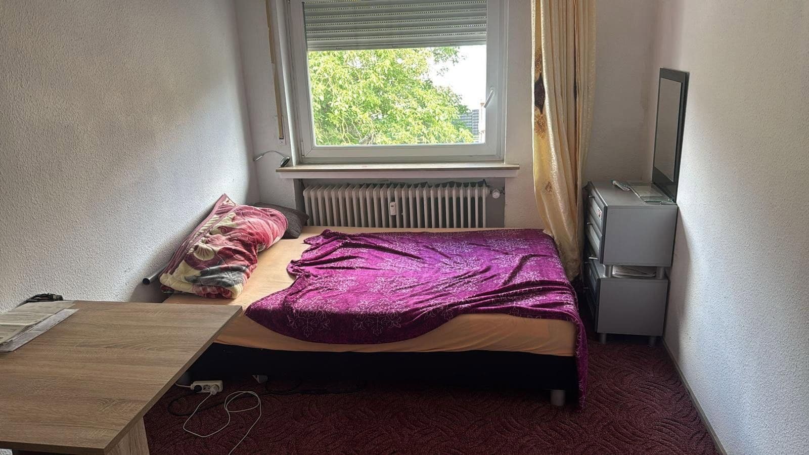 Pronájem bytu 2+1 40 m², Deutzer Straße 17a, Niederkassel, Severní Porýní-Vestfálsko Pronájem bytu 2+1 40 m², Deutzer Straße 17a, Niederkassel, Severní Porýní-Vestfálsko