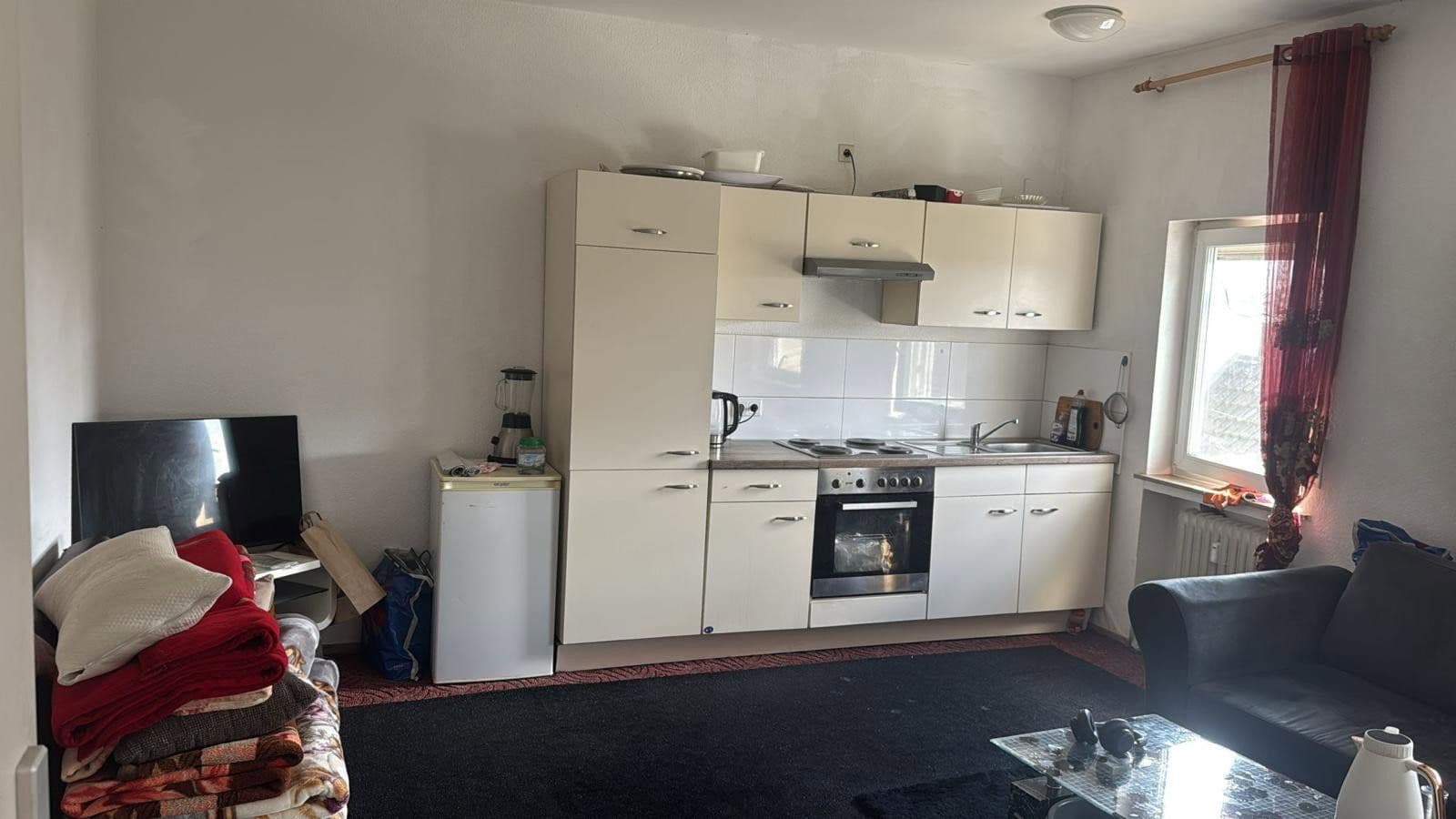 Pronájem bytu 2+1 40 m², Deutzer Straße 17a, Niederkassel, Severní Porýní-Vestfálsko Pronájem bytu 2+1 40 m², Deutzer Straße 17a, Niederkassel, Severní Porýní-Vestfálsko