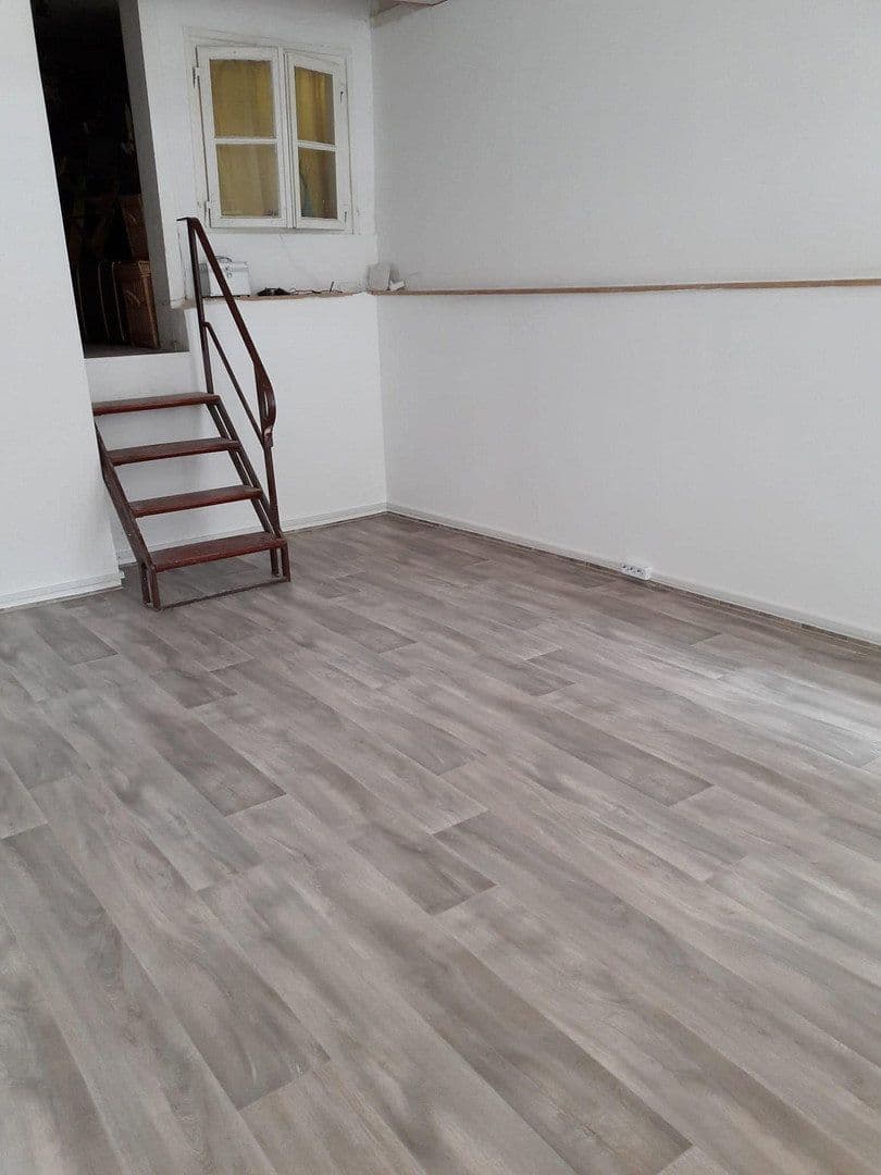 Pronájem nebytového prostoru 33 m², Marktstr. 12, Schieder-Schwalenberg, Severní Porýní-Vestfálsko Pronájem nebytového prostoru 33 m², Marktstr. 12, Schieder-Schwalenberg, Severní Porýní-Vestfálsko
