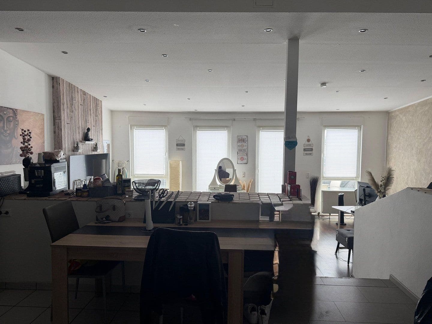 Pronájem bytu 2+1 65 m², Rathausstraße 17, Troisdorf, Severní Porýní-Vestfálsko Pronájem bytu 2+1 65 m², Rathausstraße 17, Troisdorf, Severní Porýní-Vestfálsko