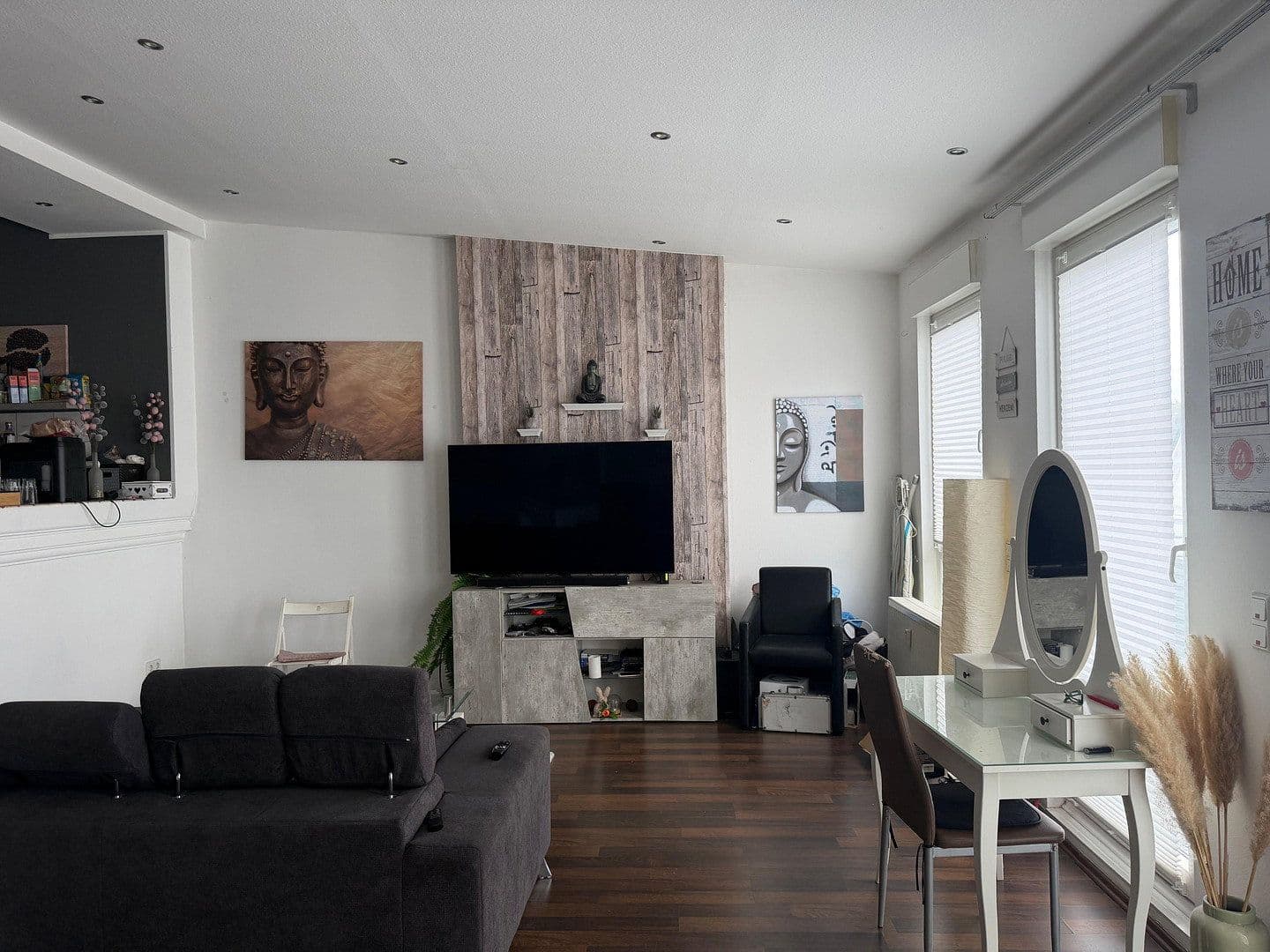 Pronájem bytu 2+1 65 m², Rathausstraße 17, Troisdorf, Severní Porýní-Vestfálsko Pronájem bytu 2+1 65 m², Rathausstraße 17, Troisdorf, Severní Porýní-Vestfálsko